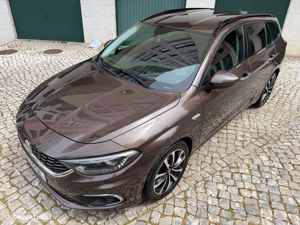 Fiat Tipo Station Wagon 1.6 M-Jet Lounge J17 - 18