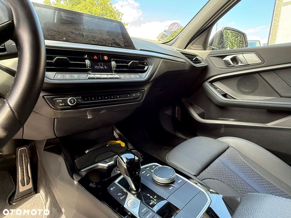 BMW Seria 1 118i M Sport - 23