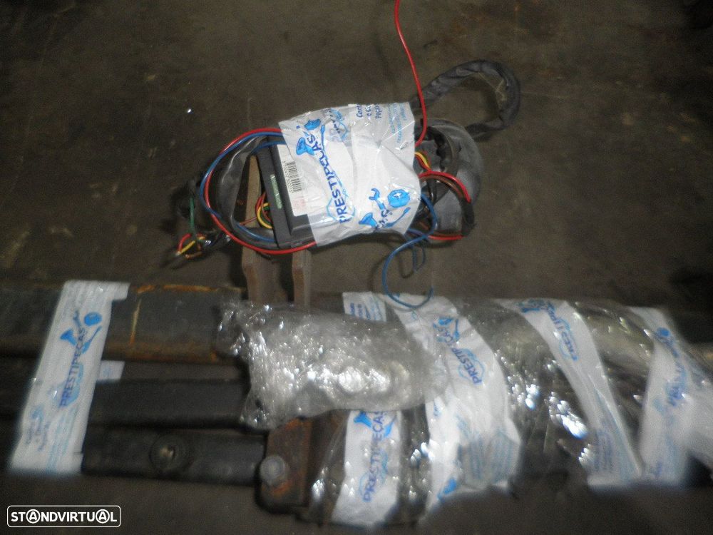 Gancho De Reboque GREB128 MERCEDES CLK 2 CABRIOLET W209 FASE 2 2007 3.0CDI  225CV 2P CINZA - 3