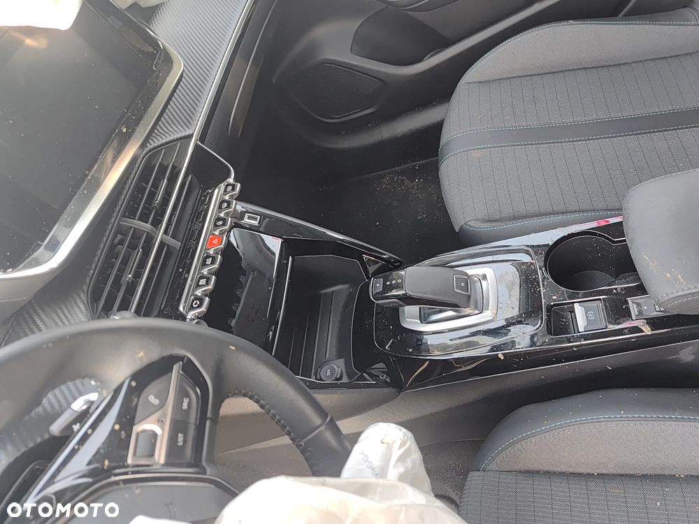 Peugeot 208 PureTech 130 EAT8 Allure Pack - 23