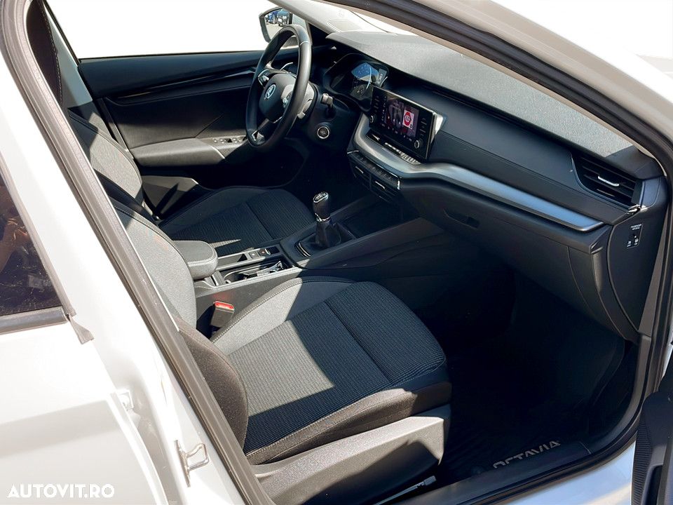 Skoda Octavia - 16