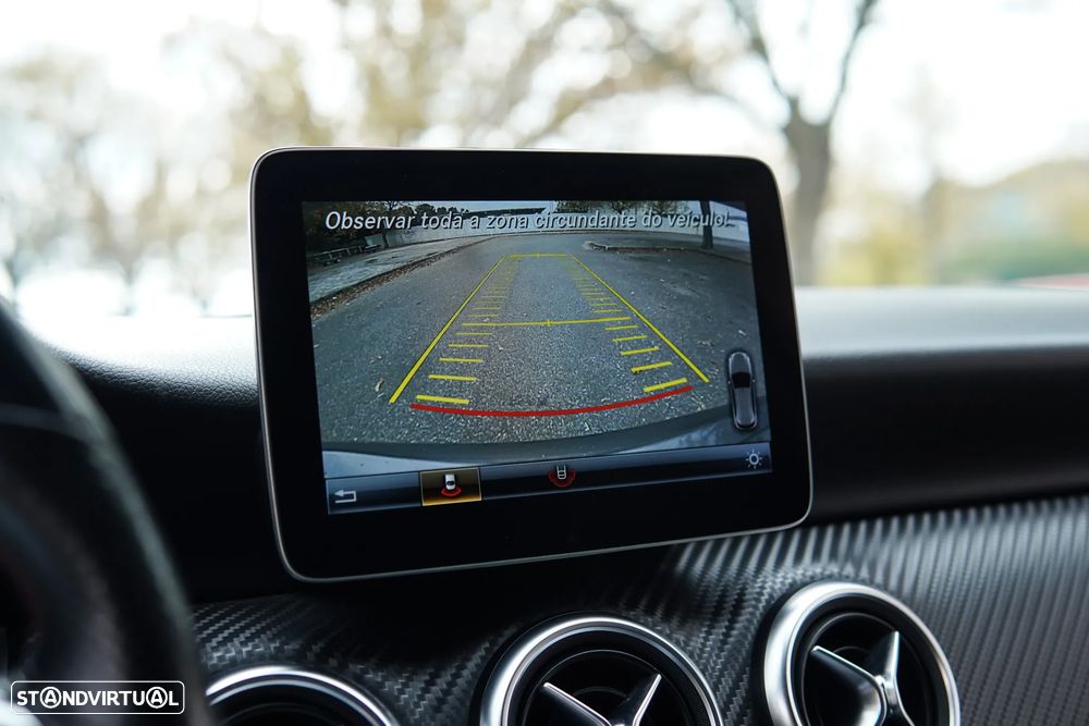 Mercedes-Benz A 180 d AMG Line - 46