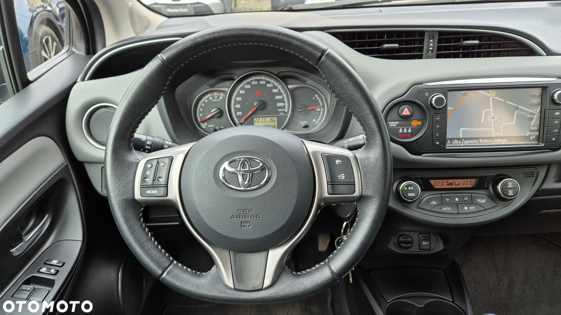 Toyota Yaris - 13