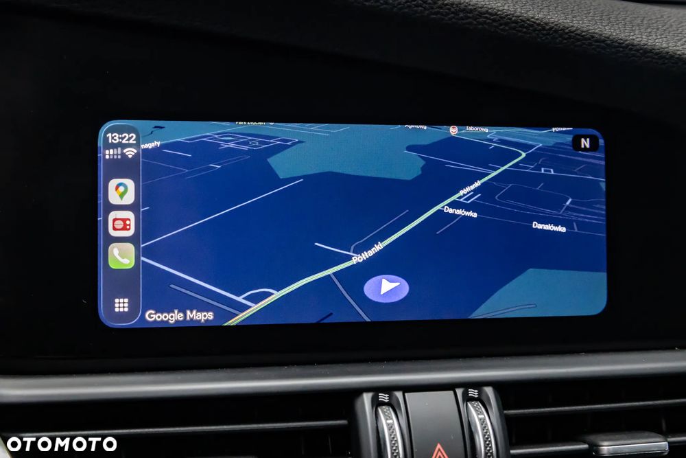 Alfa Romeo Giulia 2.0 Turbo 16V AT8-Q4 Veloce - 18