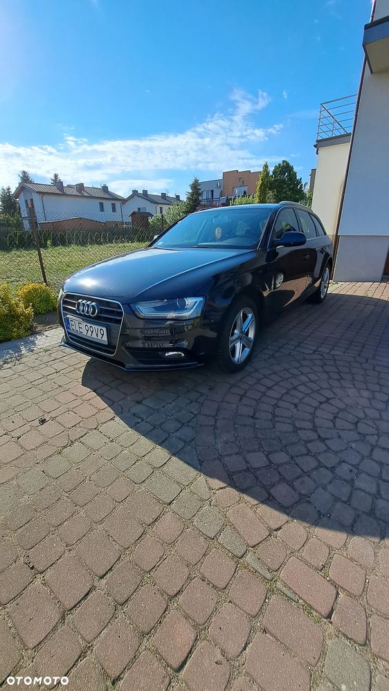 Audi A4 Avant - 1