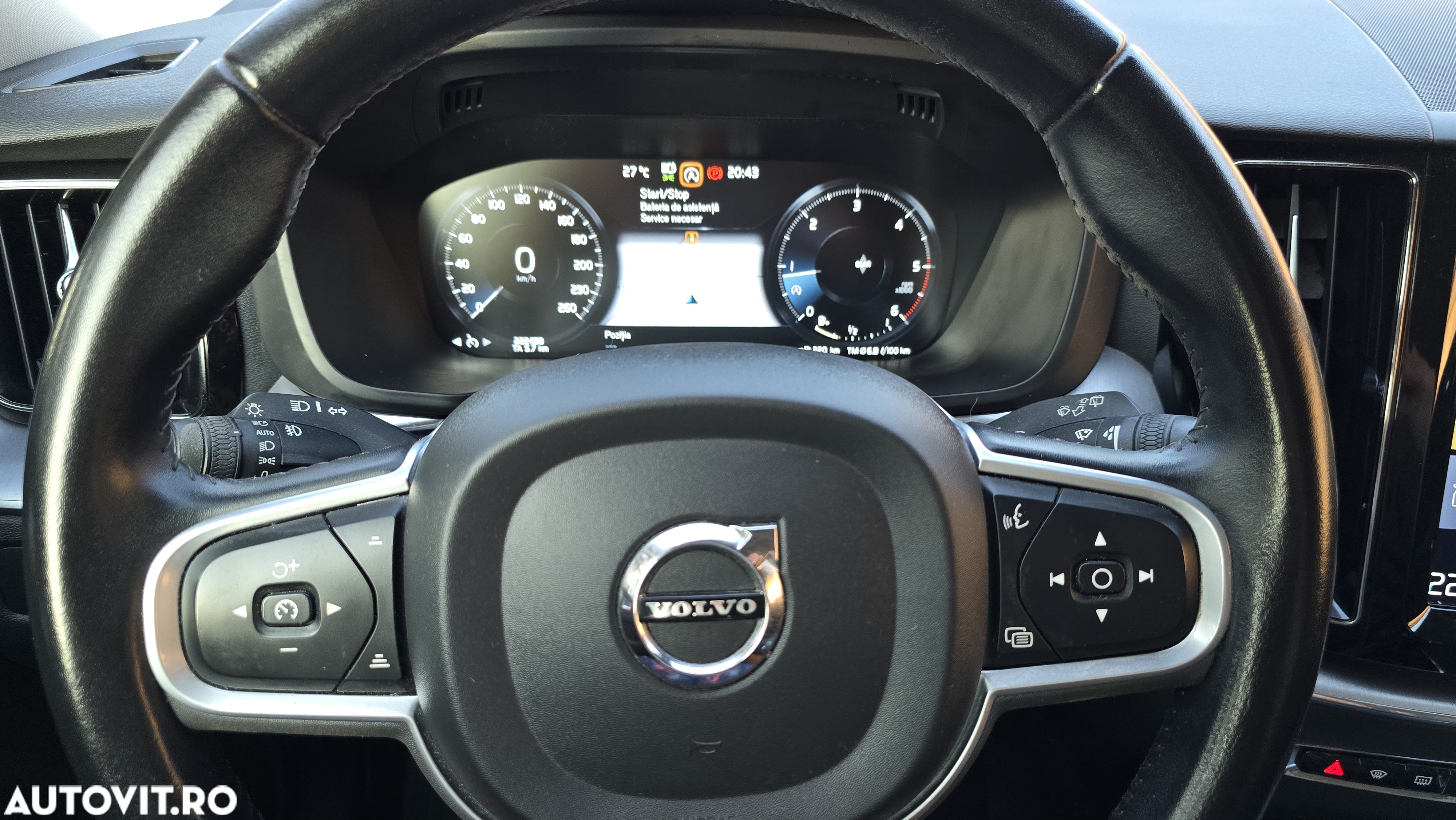 Volvo XC 60 D3 Momentum Pro - 10