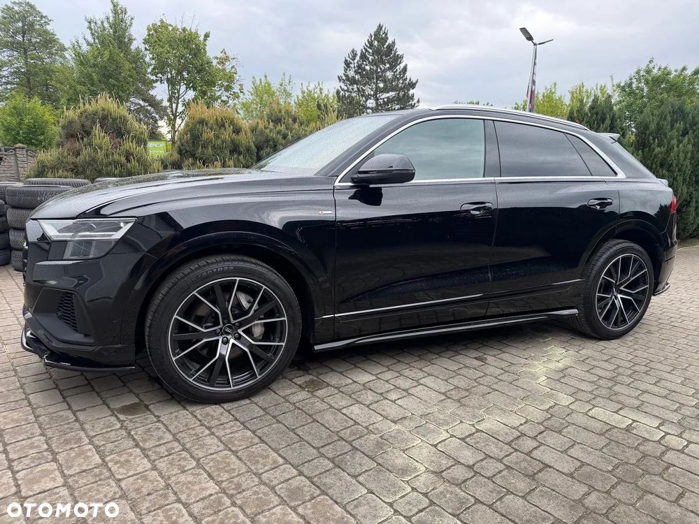 Audi Q8 SUV TFSI quattro 250 kW tiptronic - 1