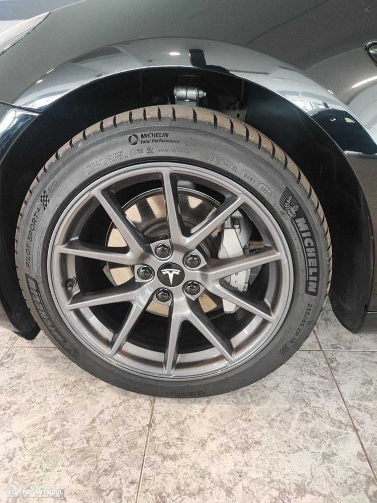 Tesla Model 3 Long Range AWD Dual Motor - 11
