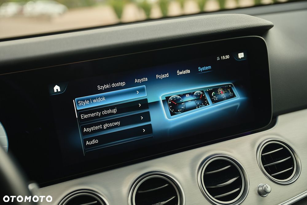Mercedes-Benz Klasa E 220 d 9G-TRONIC - 37