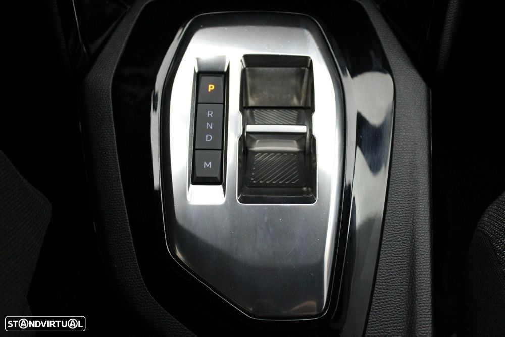 Peugeot 2008 1.5 BlueHDi Active EAT8 - 22