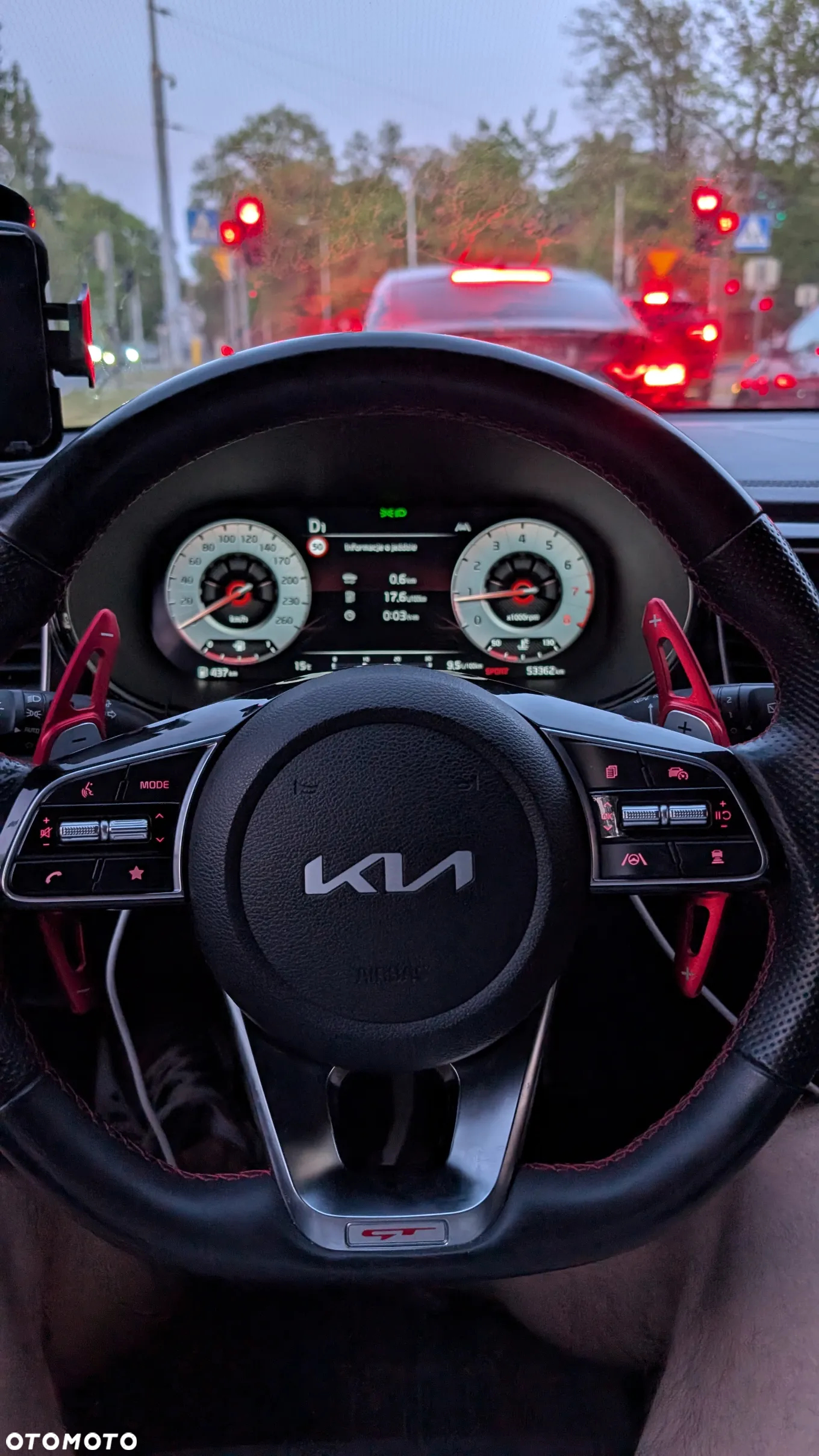 Kia ProCeed 1.6 T-GDI GT DCT - 14