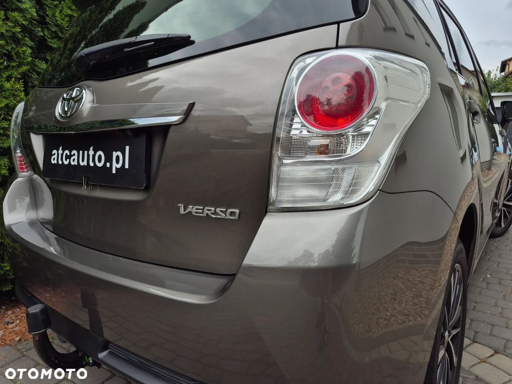 Toyota Verso 1.8 Prestige EU5 MS - 13