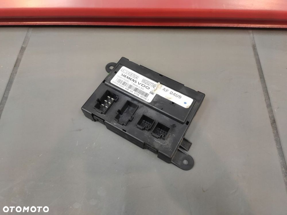 JEEP CHEROKEE LIBERTY KK 2.8CRD STEROWNIK MODUŁ OTWIERANIA DACHU 68020277AE - 2