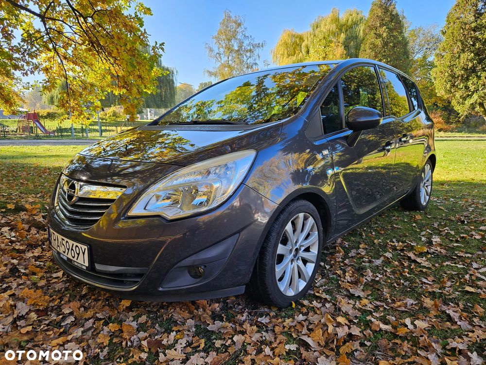 Opel Meriva 2013 photo 2