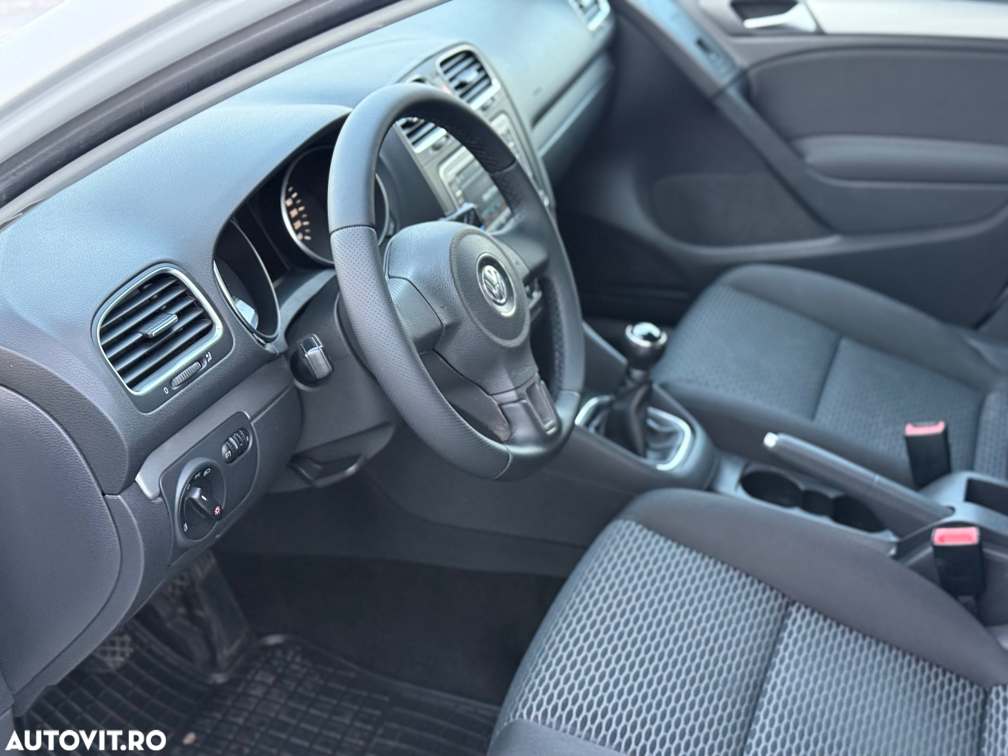 Volkswagen Golf 1.4 Style - 11
