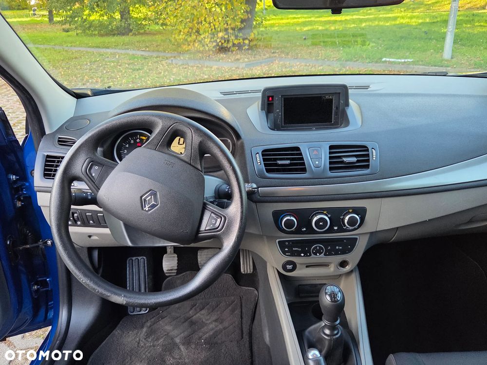Renault Megane 1.6 16V 110 Expression - 6