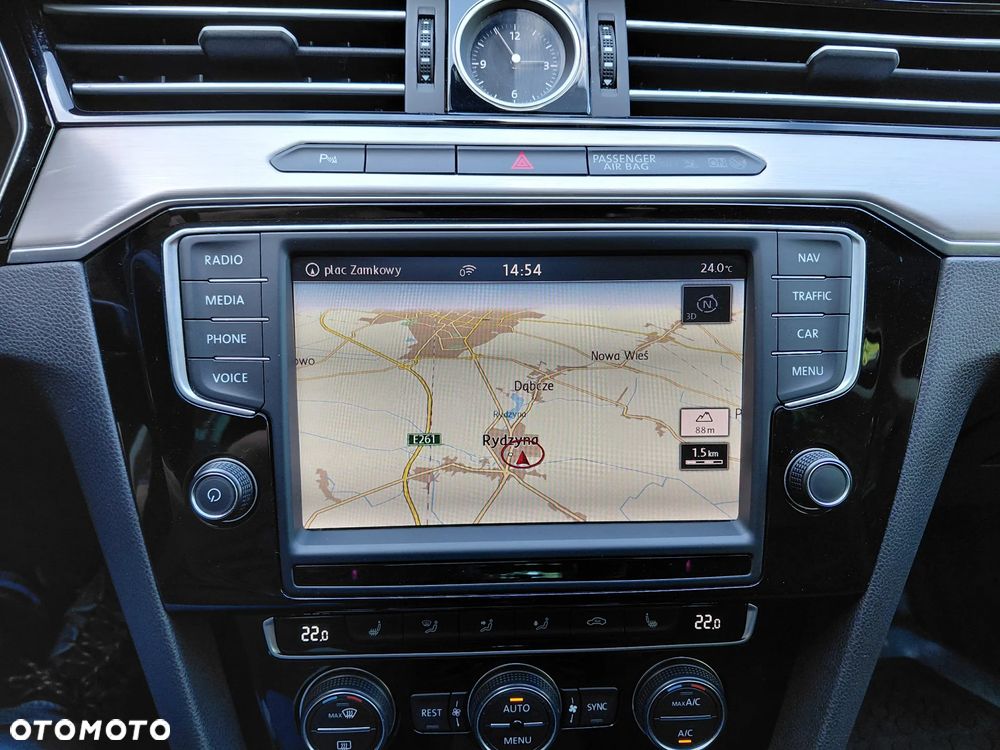 Volkswagen Passat 2.0 TDI (BlueMotion Technology) Highline - 35