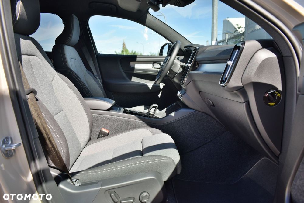 Volvo XC 40 - 21