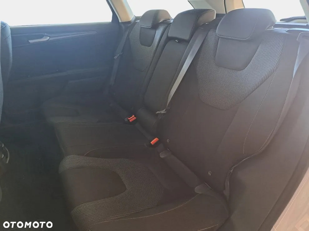 Ford Mondeo 2.0 EcoBlue Titanium - 14