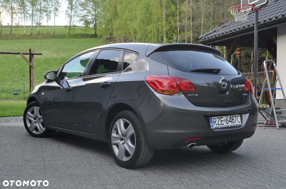 Opel Astra 1.4 Turbo Cosmo - 5