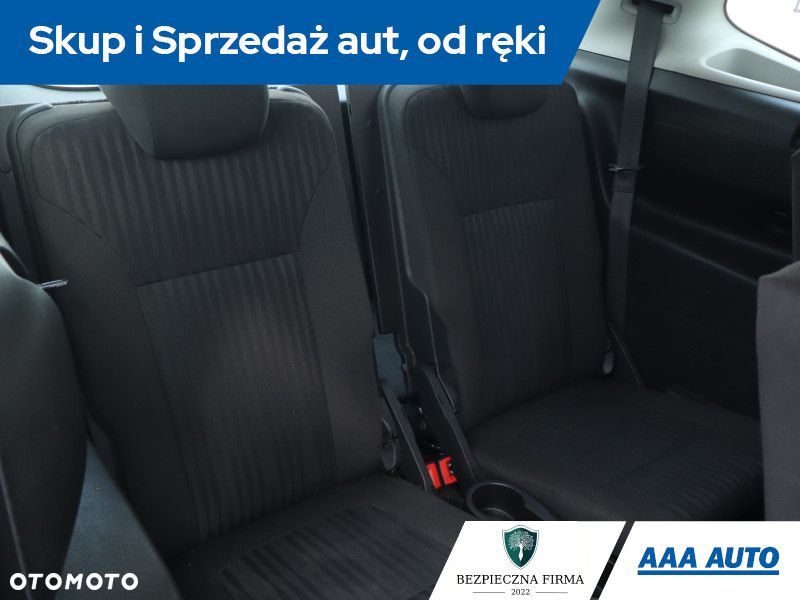 Opel Zafira - 15