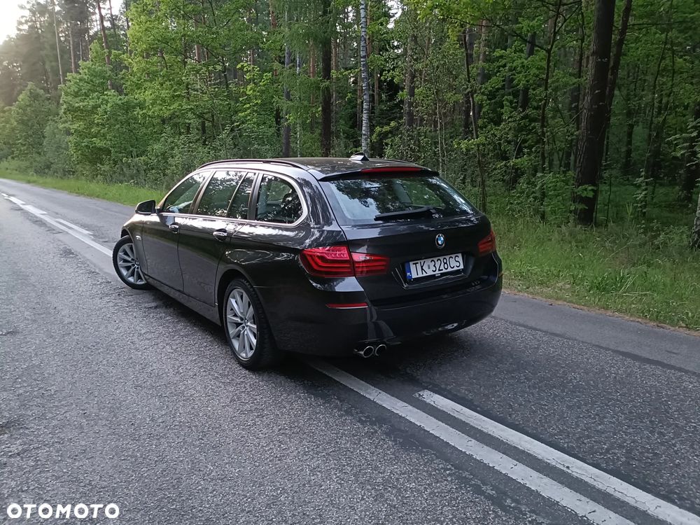 BMW Seria 5 530d xDrive - 38