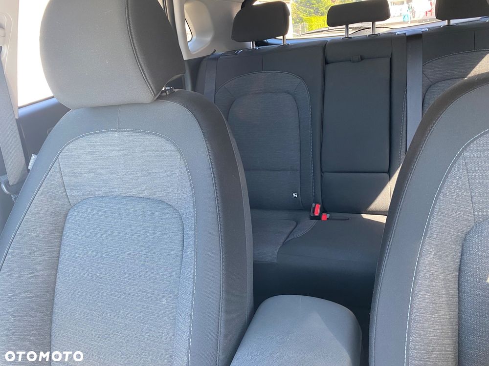 Hyundai Kona Electric 39kWh Premium - 13