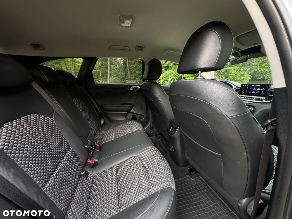 Kia Ceed 1.5 T-GDI L - 17