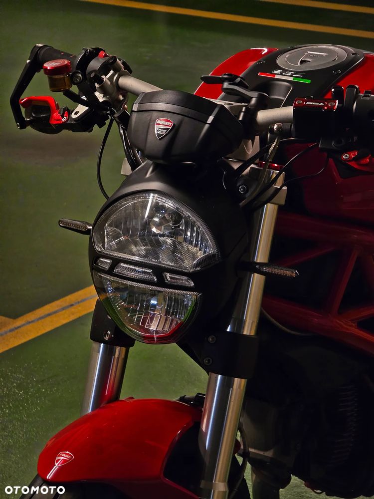 Ducati Monster - 1