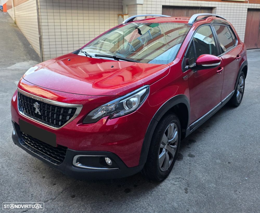 Peugeot 2008 1.2 PureTech Allure - 1