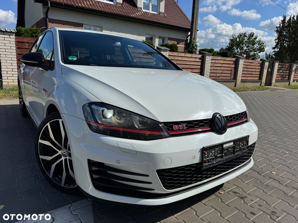 Volkswagen Golf GTI BlueMotion Technology - 1