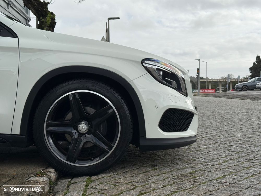 Mercedes-Benz GLA 180 CDI AMG Line - 11