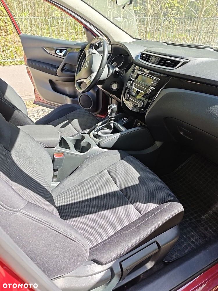 Nissan Qashqai 1.2 DIG-T Visia EU6 - 10