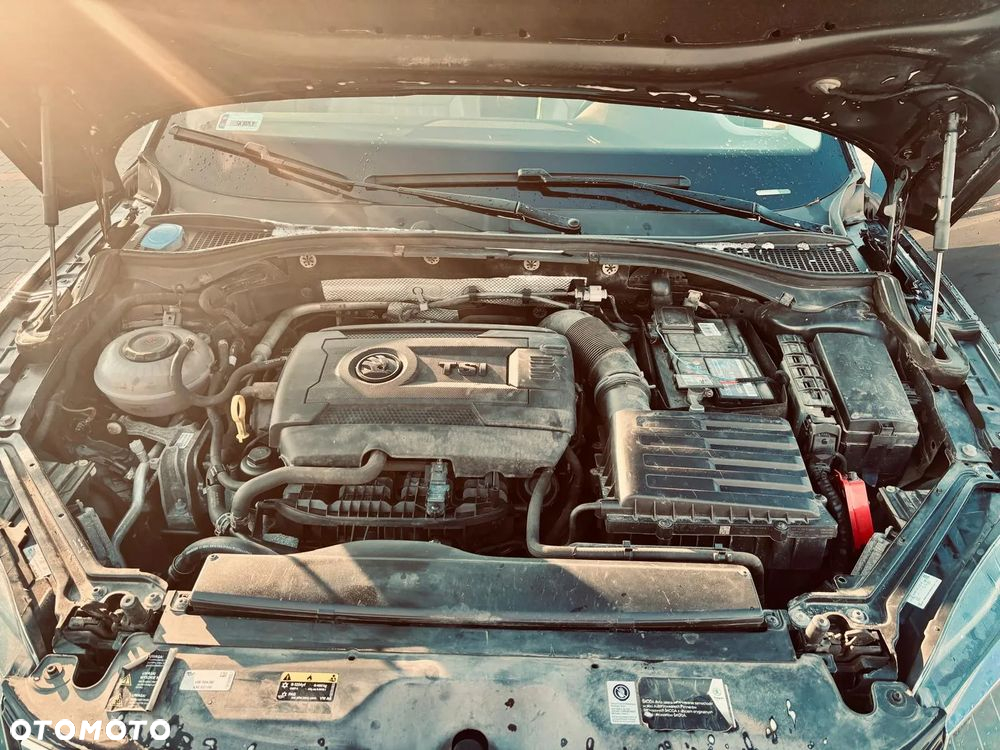 Skoda Superb 2.0 TSI 4x4 L&K DSG - 3