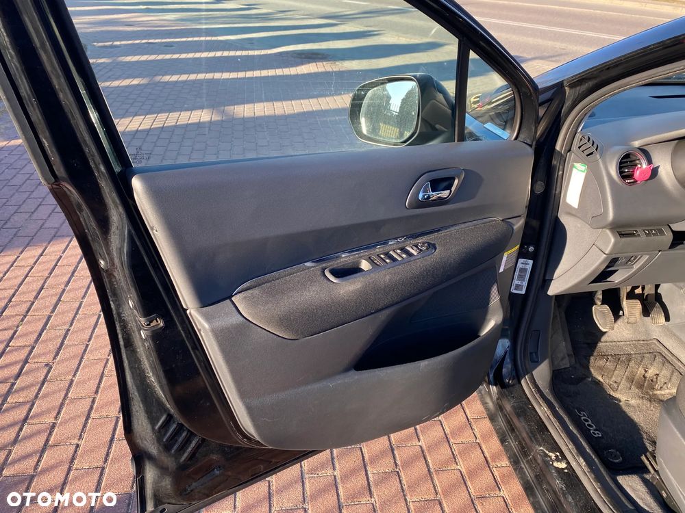 Peugeot 5008 1.6 Active - 14