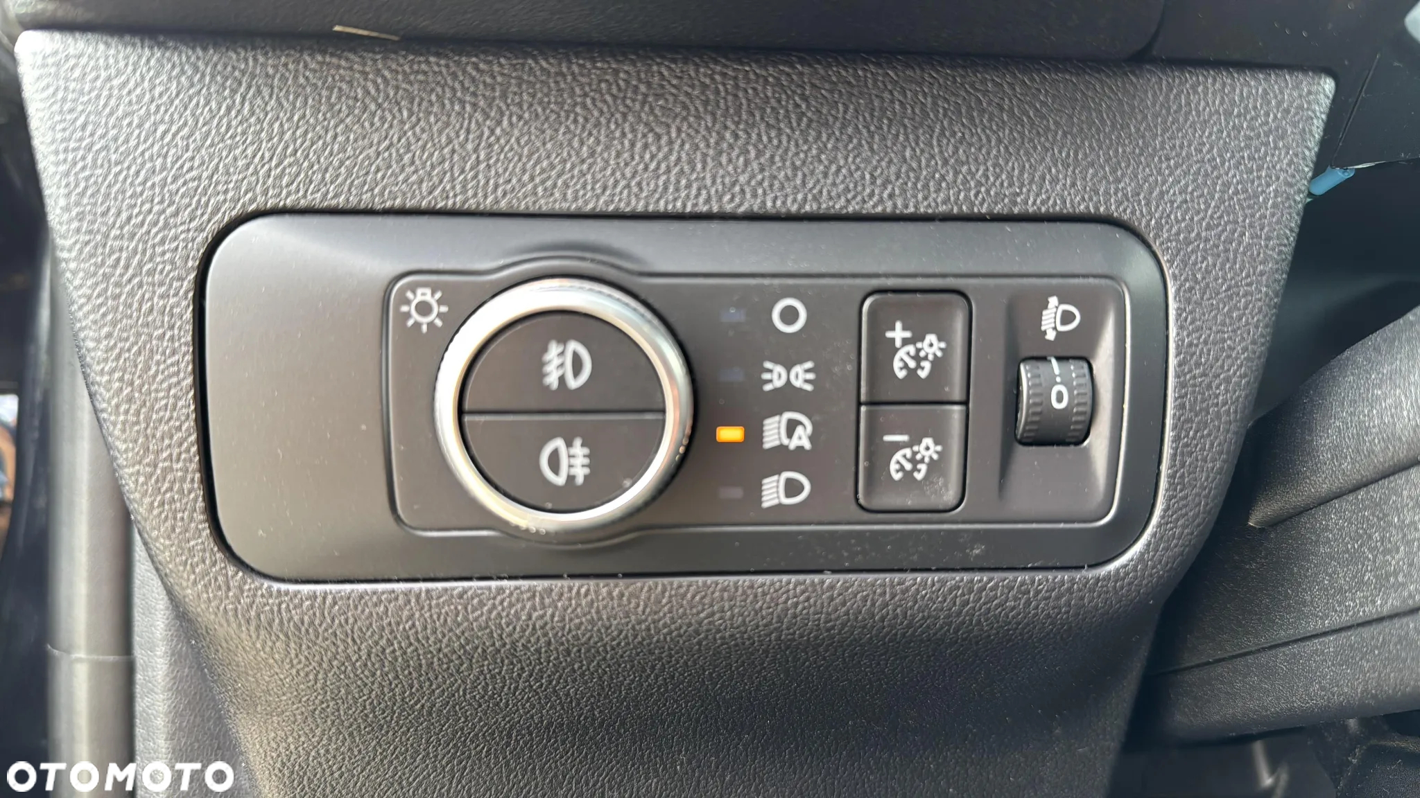Ford Kuga 2.5 FHEV FWD Titanium - 13