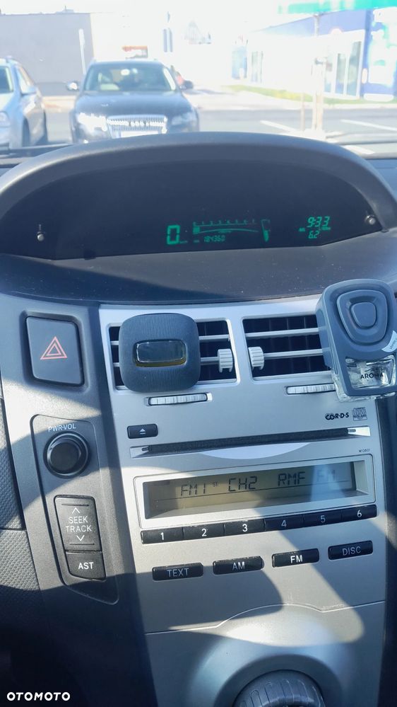 Toyota Yaris 1.3 Luna - 6