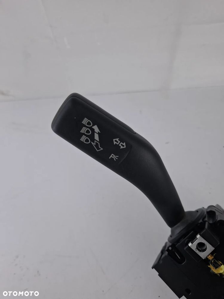 Przełączniki Pająk Manetki Przełącznik Kierunki Światła Wycieraczki VW Jetta A6 5C6953513D - 4