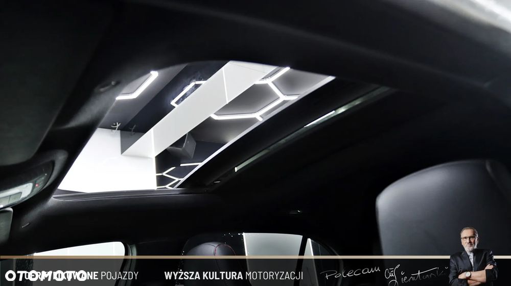 Mercedes-Benz Klasa A 200 AMG Line 7G-DCT - 4