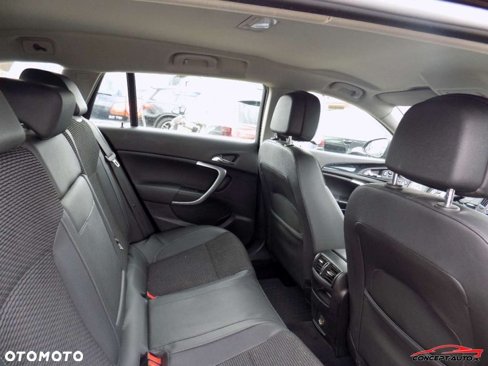 Opel Insignia - 24