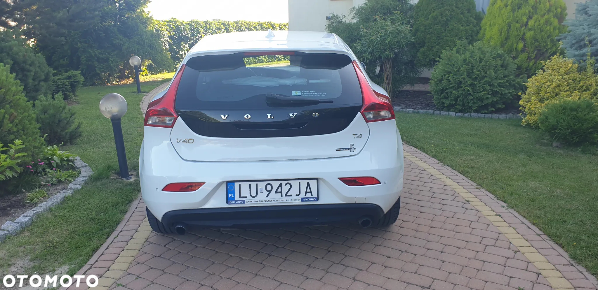 Volvo V40 T4 Summum - 4