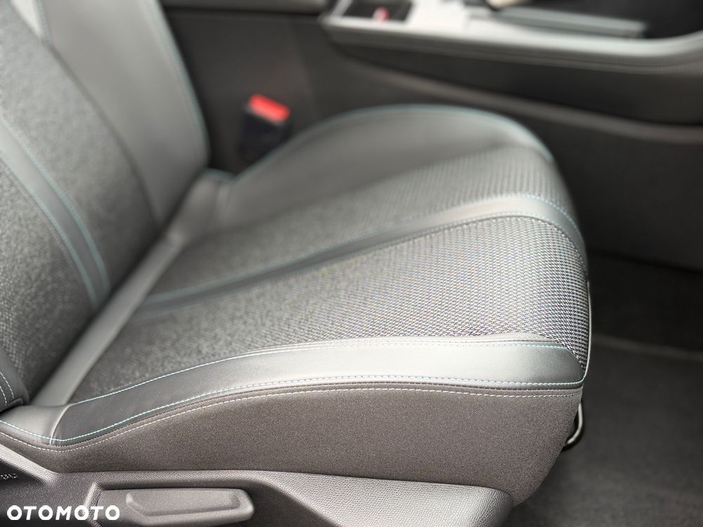 Peugeot 308 BlueHDi 130 EAT8 Allure - 9