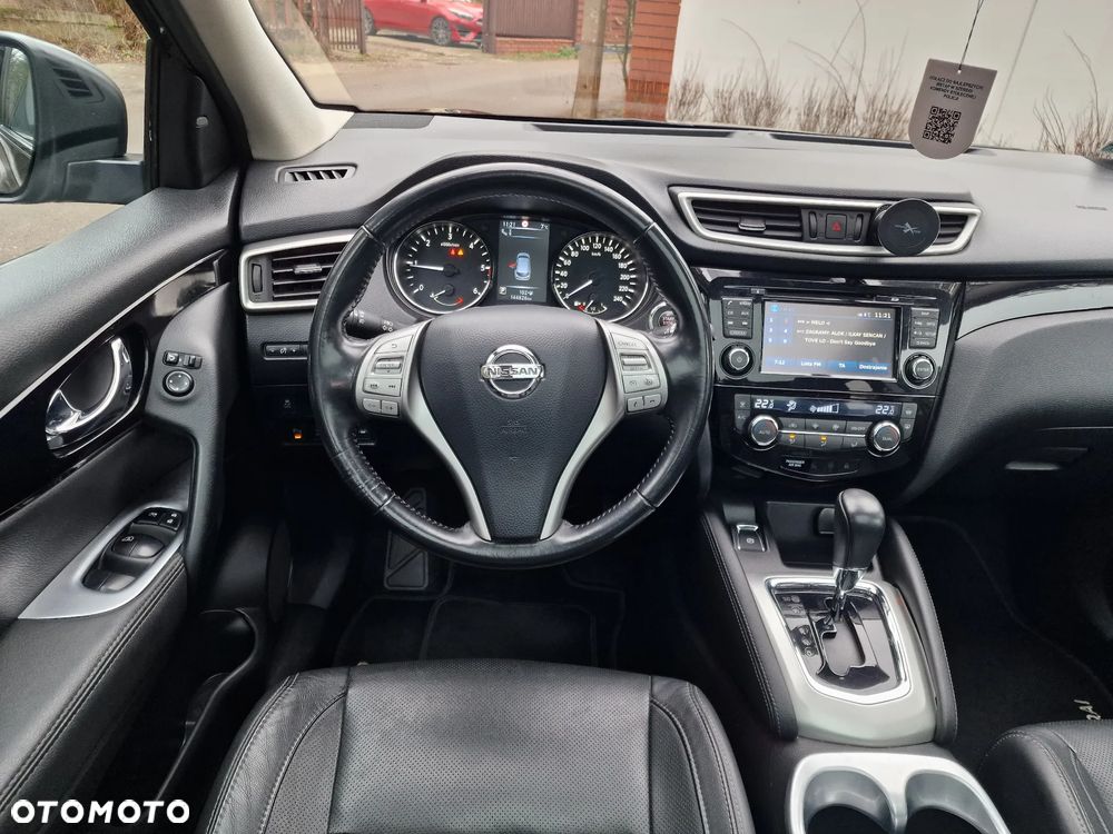 Nissan Qashqai 1.6 DCi Xtronic TEKNA - 10