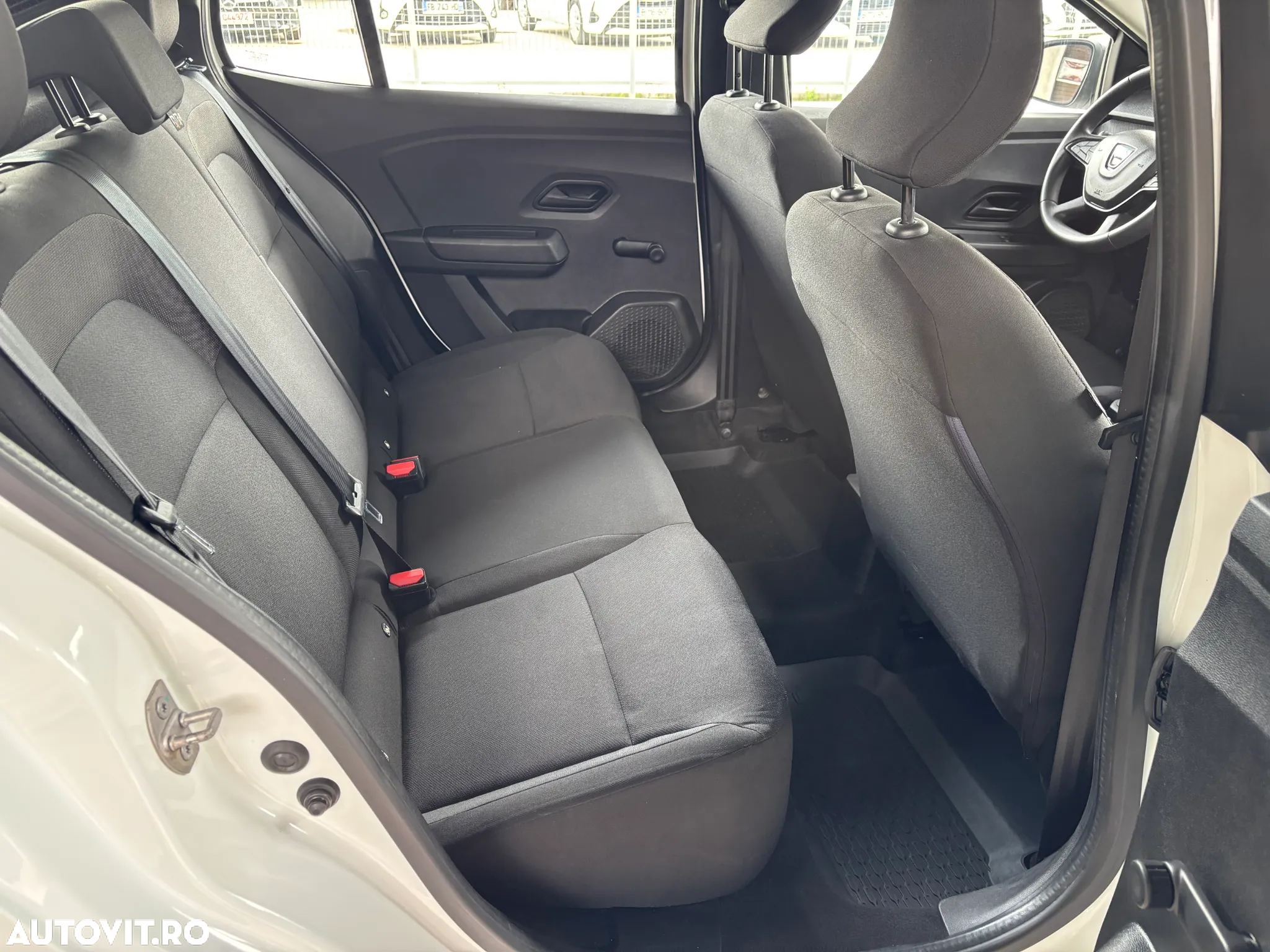 Dacia Logan - 30