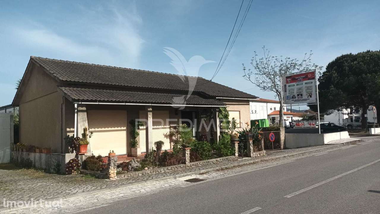 Moradia Térrea na Batalha - Grande imagem: 2/5