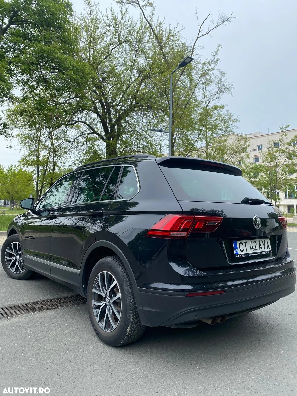 Volkswagen Tiguan 2.0 TDI DPF DSG Comfortline - 4