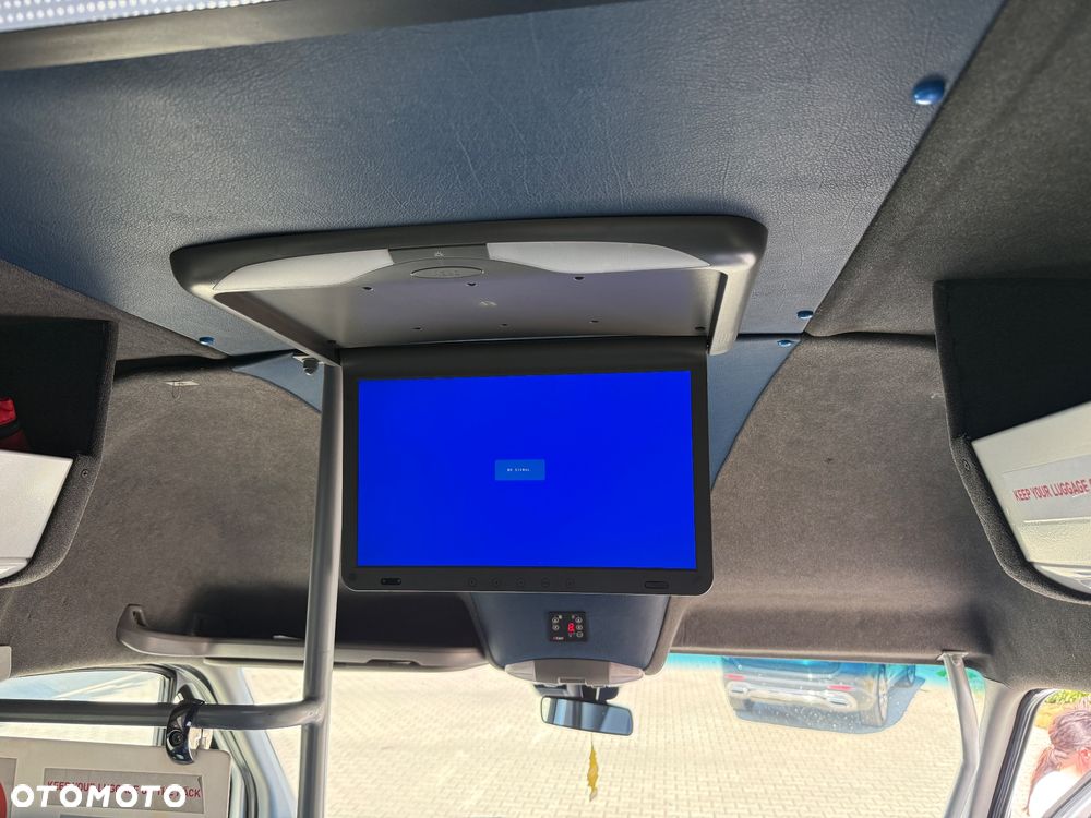 Mercedes-Benz Sprinter 519 3.0 V6 21 miejsc - 25