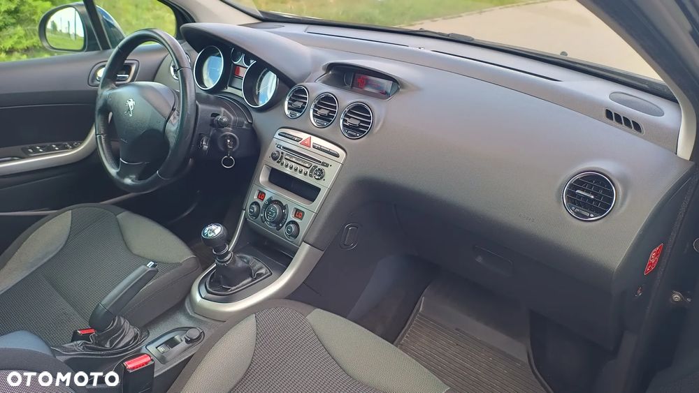 Peugeot 308 SW e-HDi FAP 110 Stop&Start Family - 21