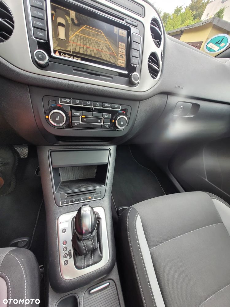 Volkswagen Tiguan 2.0 TDI DPF 4Motion BlueMotion Technology DSG Cup Track & Style - 32