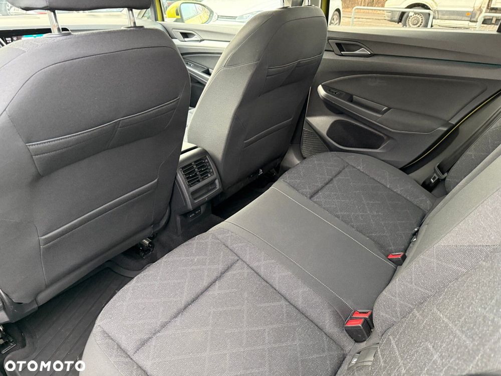 Volkswagen Golf - 17